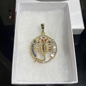 Zodiac sign cancer 18k gold plated pendant